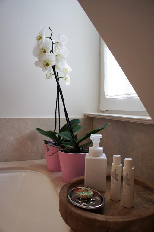 Guest House La Maison Chantecler Uccle Quarto foto