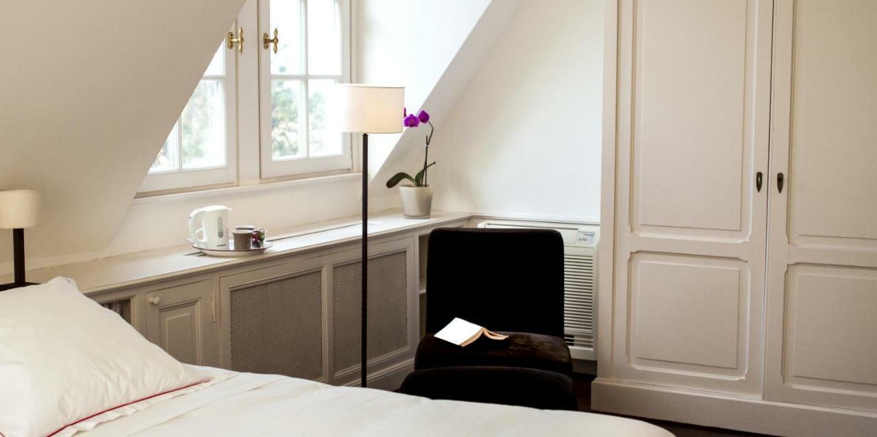 Guest House La Maison Chantecler Uccle Exterior foto